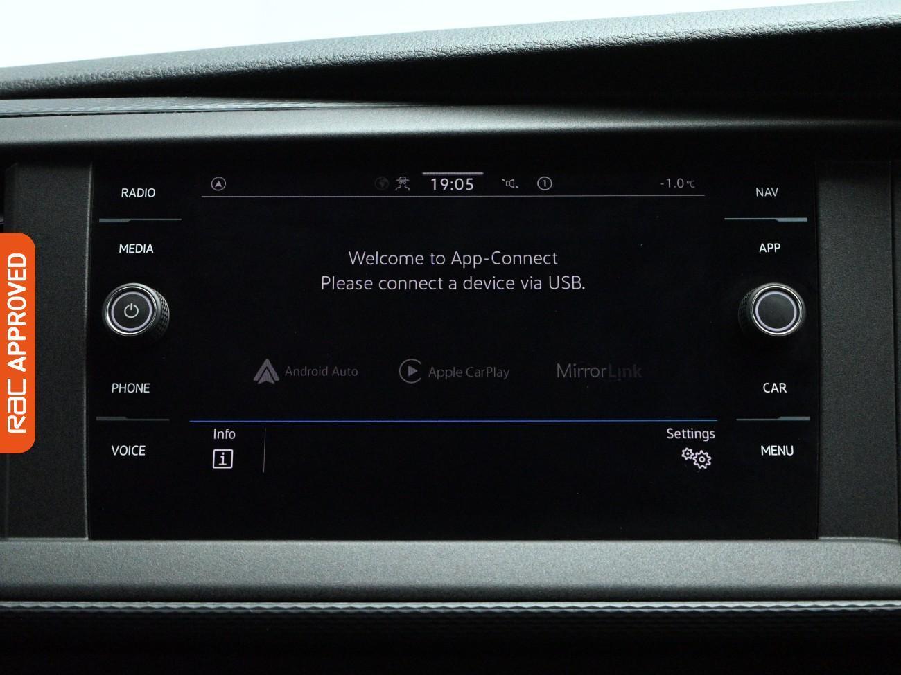 Used Volkswagen Transporter 2021 for sale - 77500862: Photo 15