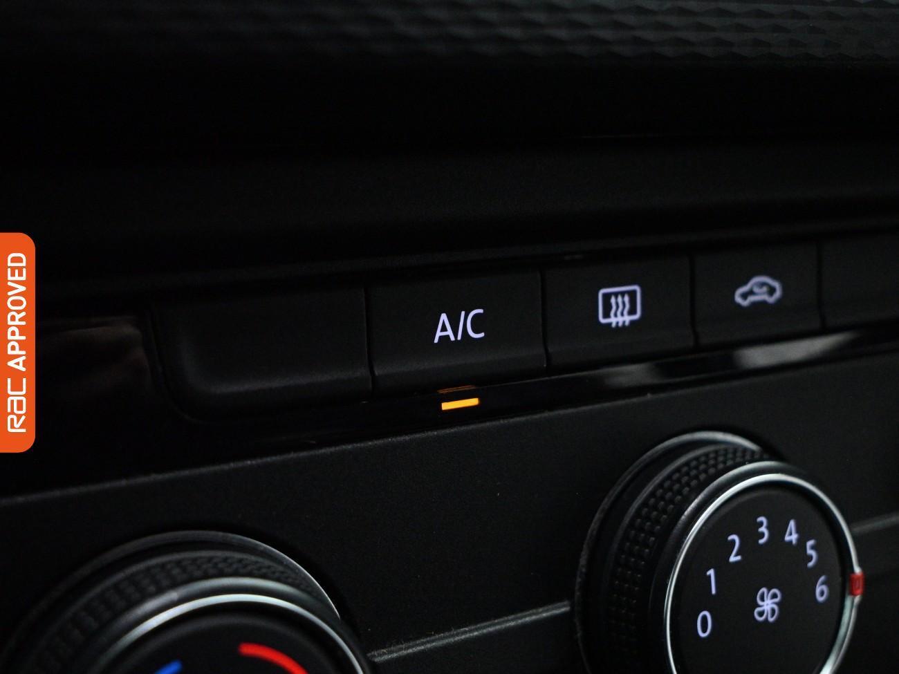 Used Volkswagen Transporter 2021 for sale - 77500862: Photo 17