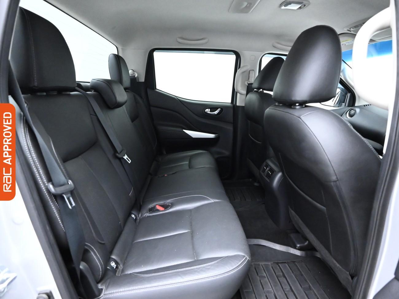 Used Nissan Navara 2018 for sale - 75898904: Photo 13