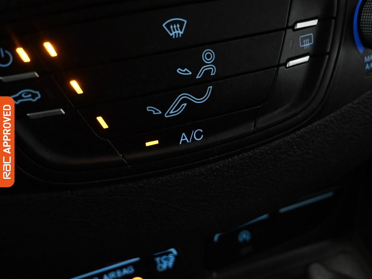 Used Ford Transit Courier 2019 for sale - 77076761: Photo 16