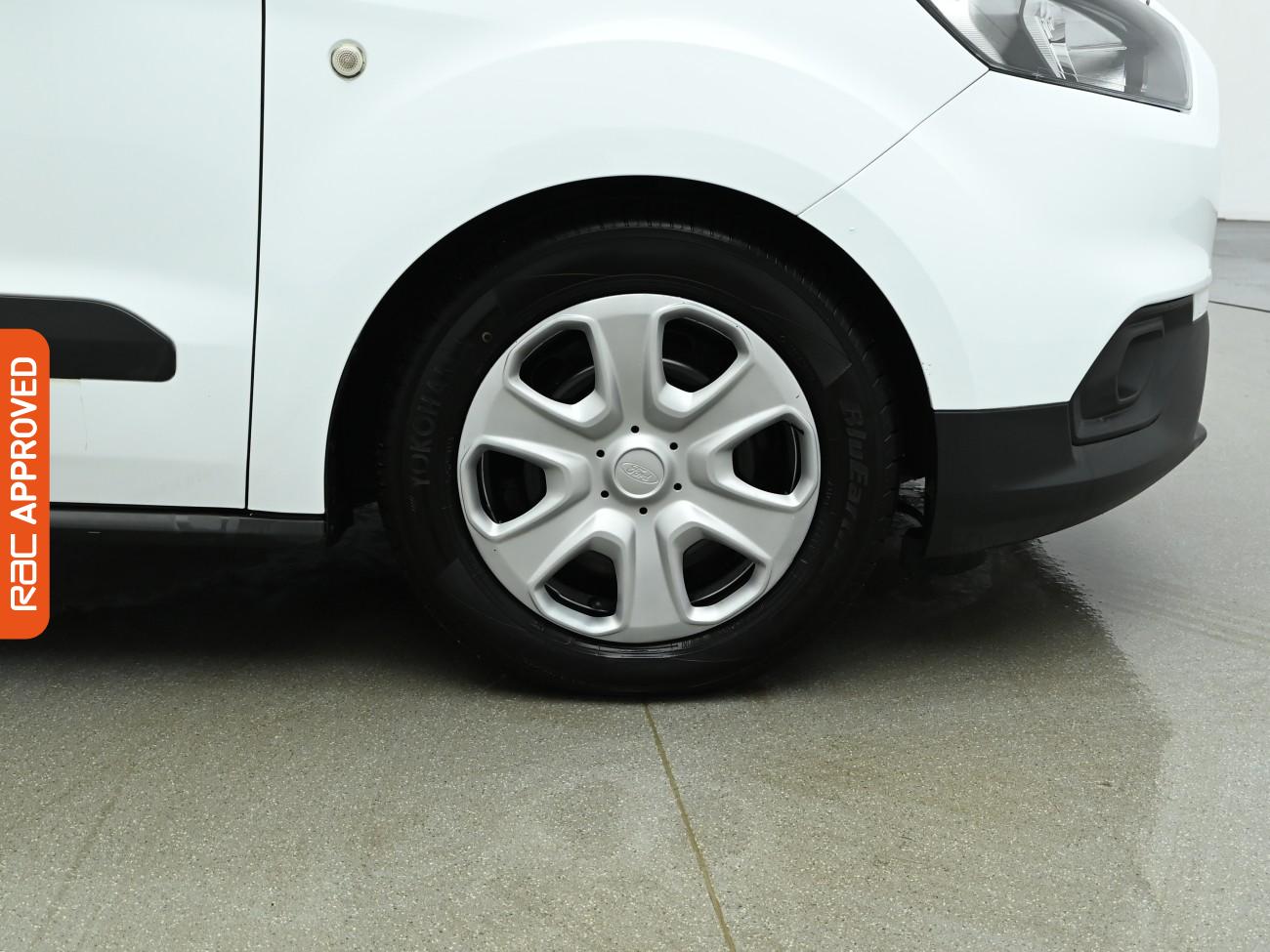 Used Ford Transit Courier 2019 for sale - 77076761: Photo 24