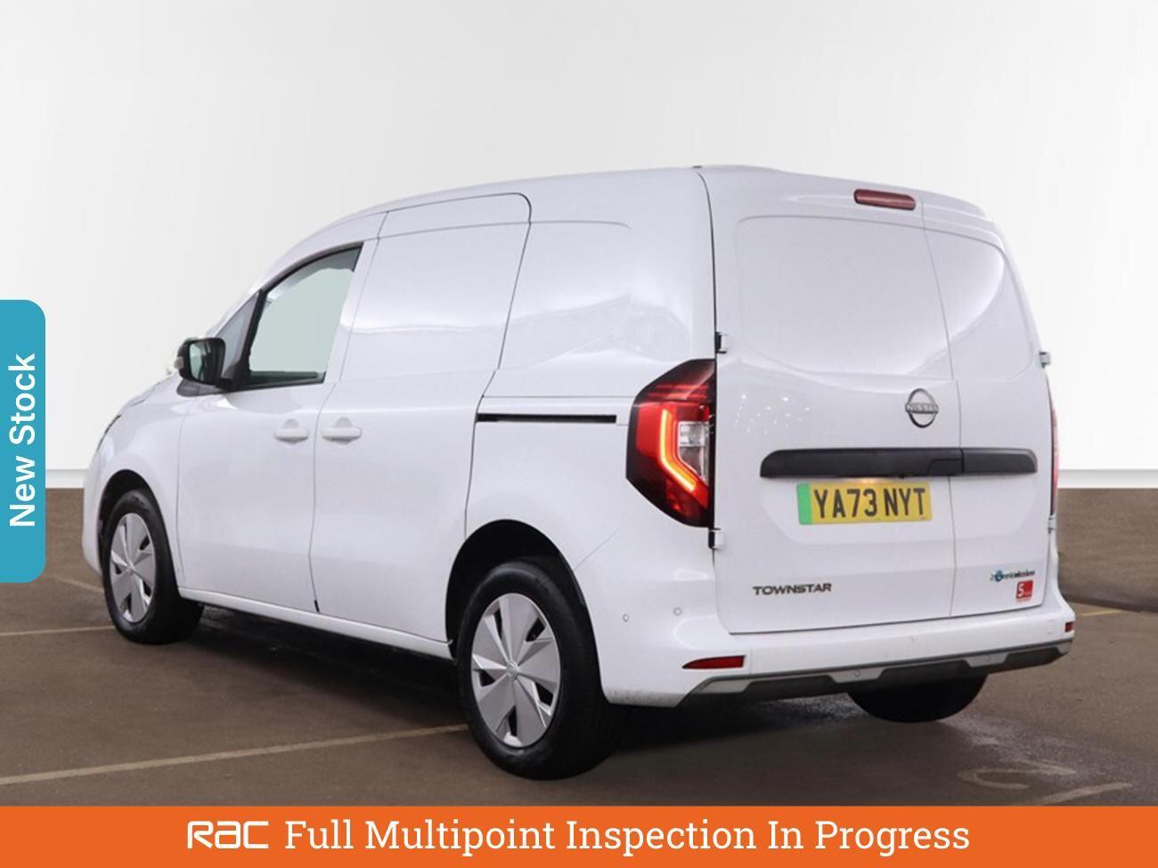 Used Nissan Other 2023 for sale - 77037423: Photo 2