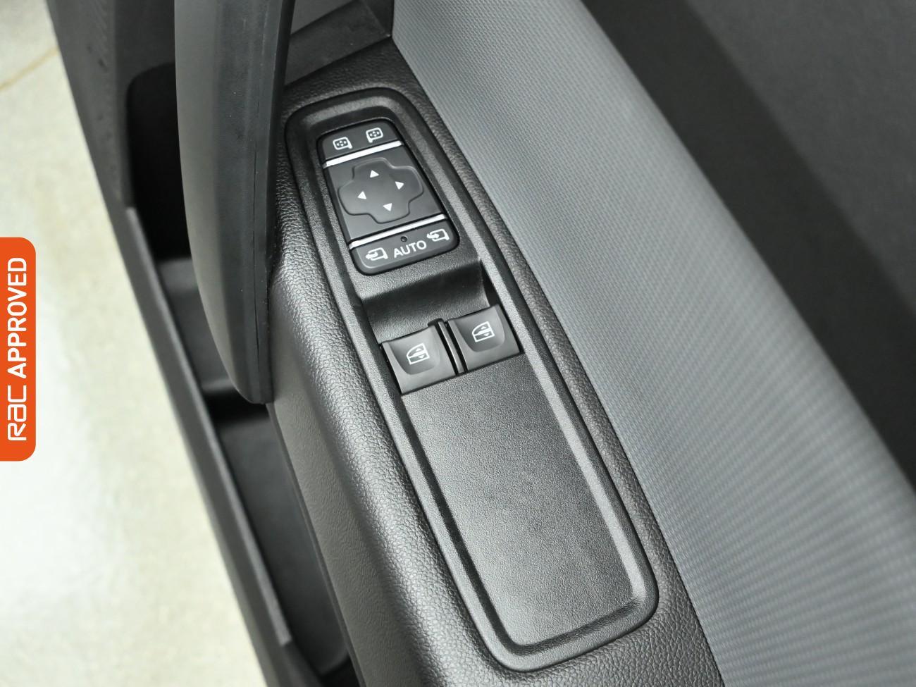 Used Nissan Other 2023 for sale - 77037423: Photo 25