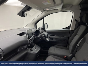 Used Toyota ProAce 2023 for sale - 78949748: Photo