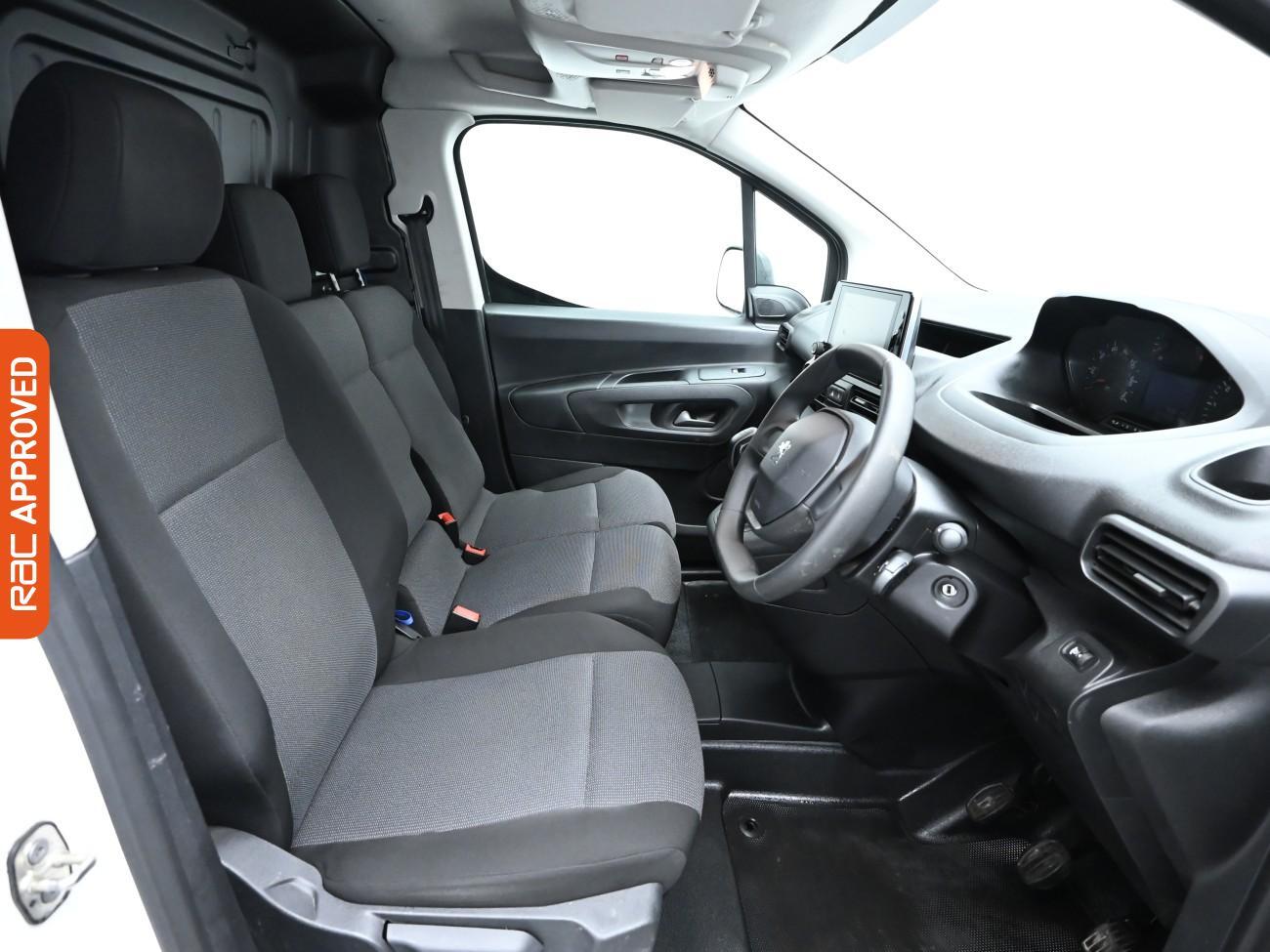 Used Peugeot Partner 2021 for sale - 76230705: Photo 2