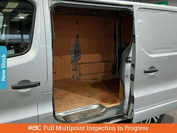 Used Renault Trafic 2024 for sale - 76827906: Photo
