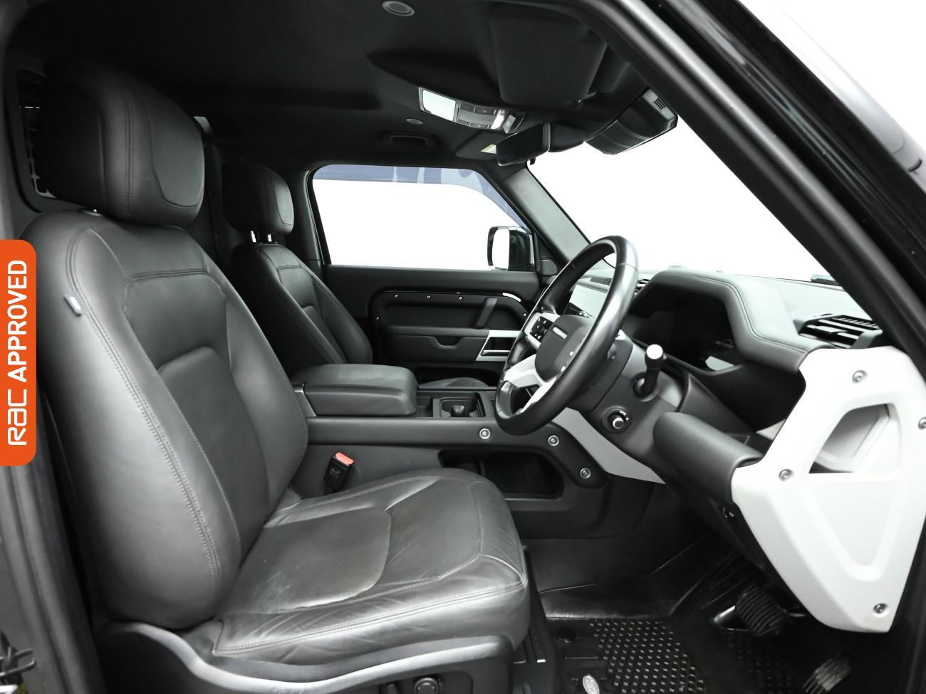 Used Land Rover Defender 90 2024 for sale - 76617055: Photo 2