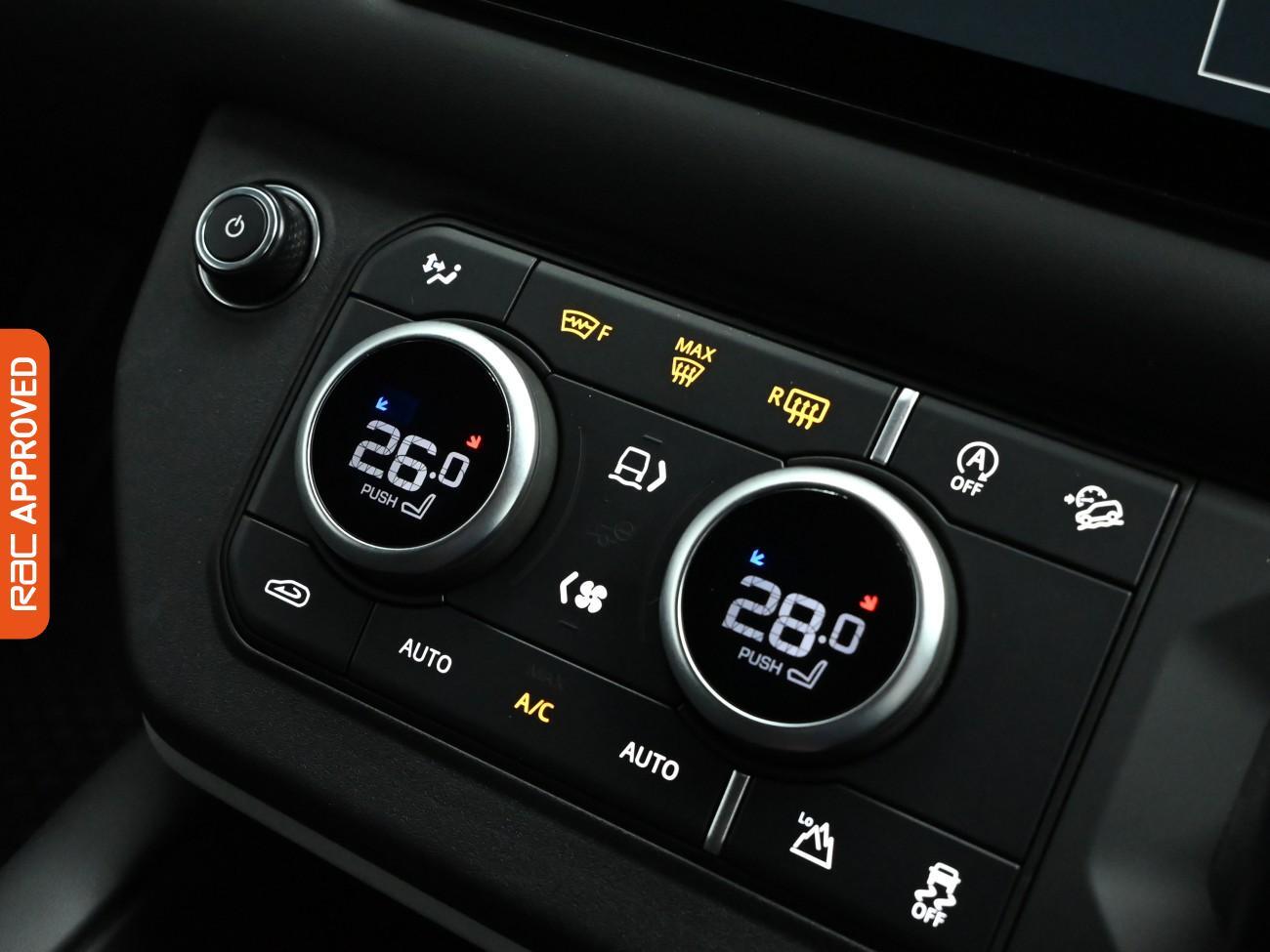 Used Land Rover Defender 90 2024 for sale - 76617055: Photo 3