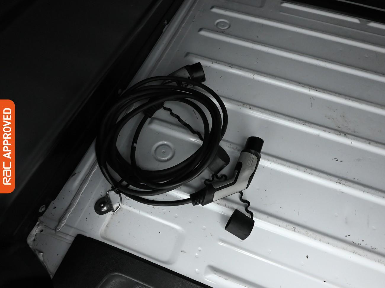 Used Peugeot e-Expert 2024 for sale - 76351980: Photo 15