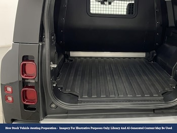 Used Land Rover Defender 90 2021 for sale - 79097948: Photo