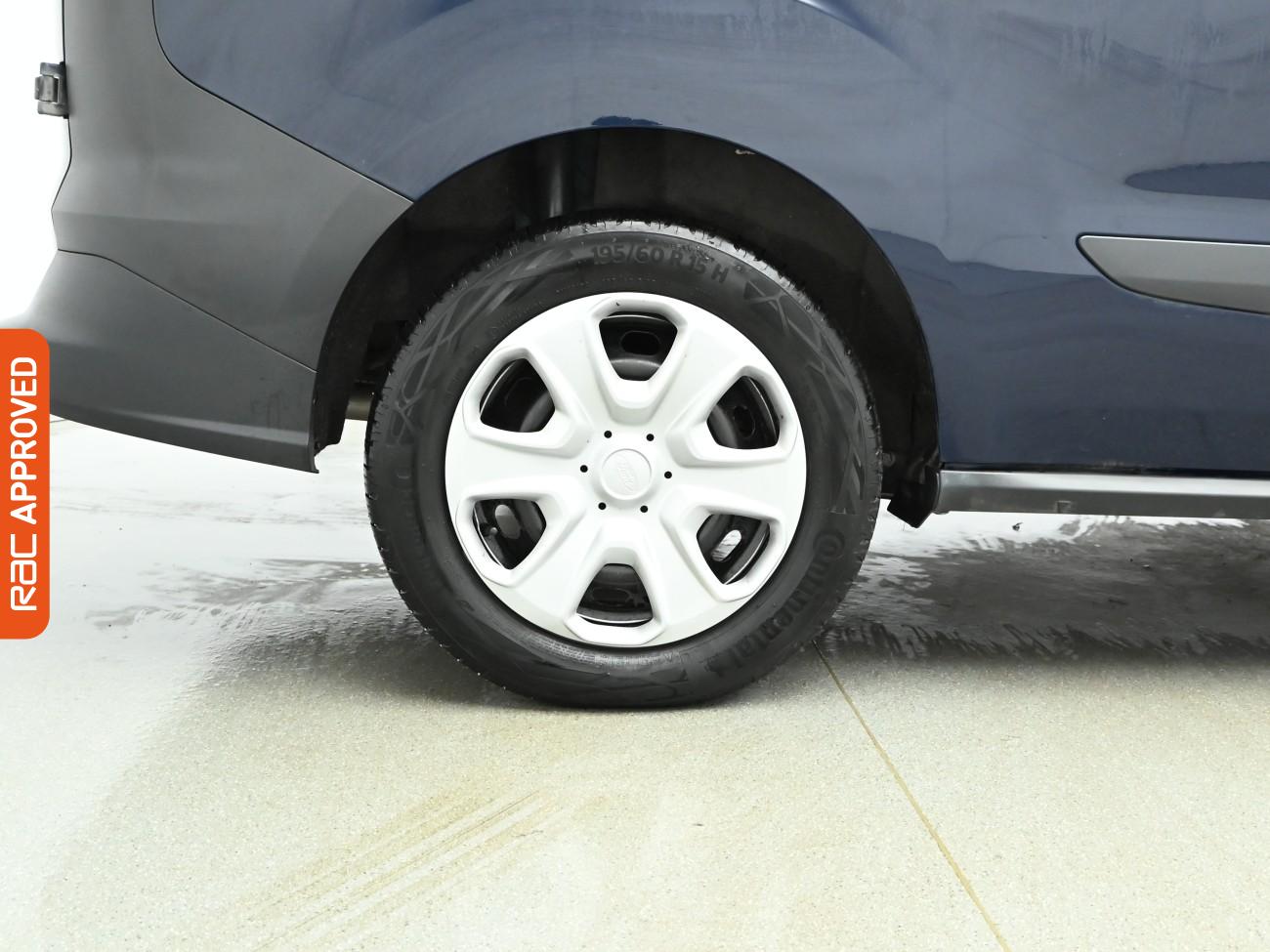 Used Ford Transit Courier 2021 for sale - 76896197: Photo 24