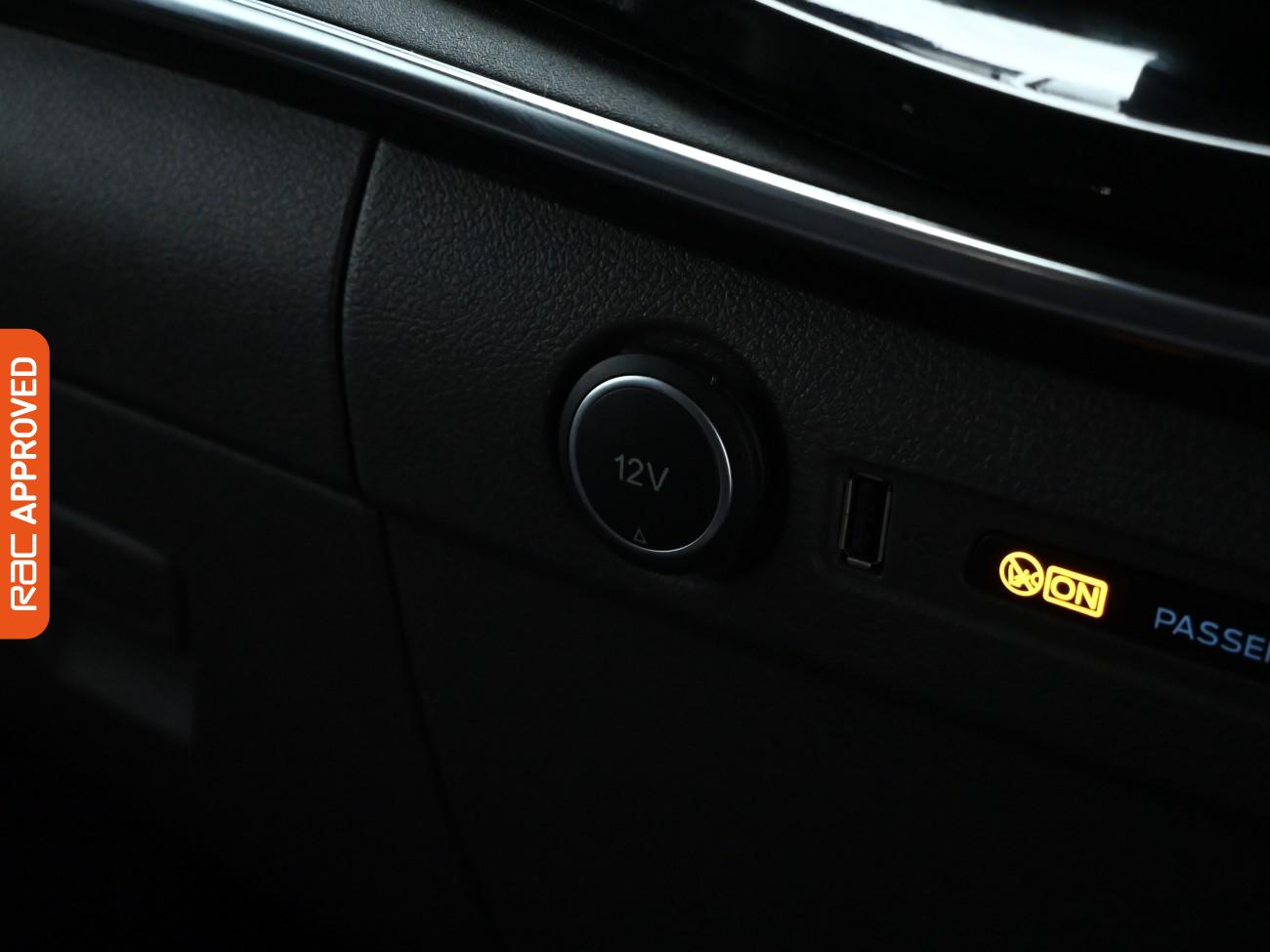 Used Ford Tourneo Custom 2020 for sale - 75968513: Photo 17