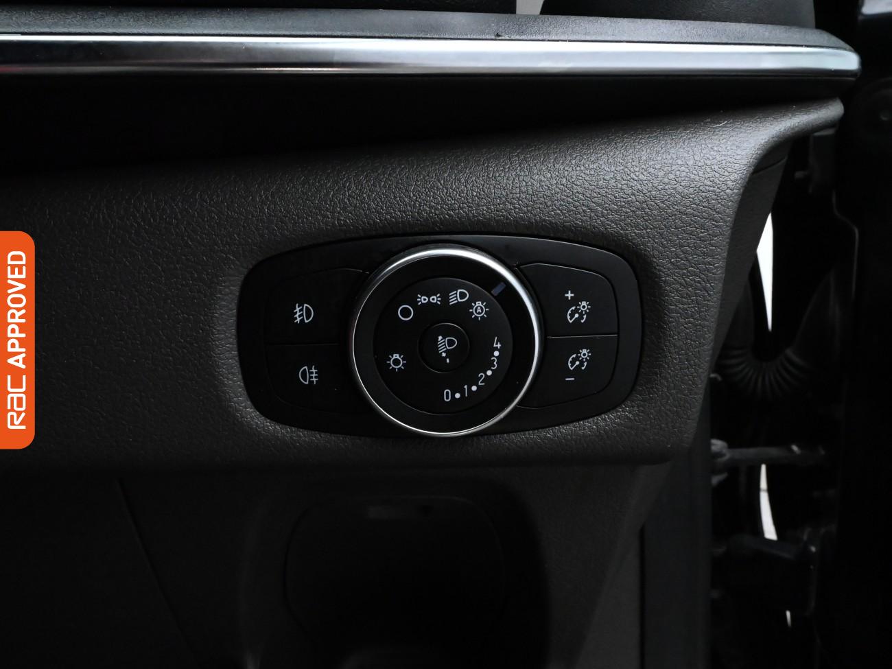 Used Ford Tourneo Custom 2020 for sale - 75968513: Photo 22