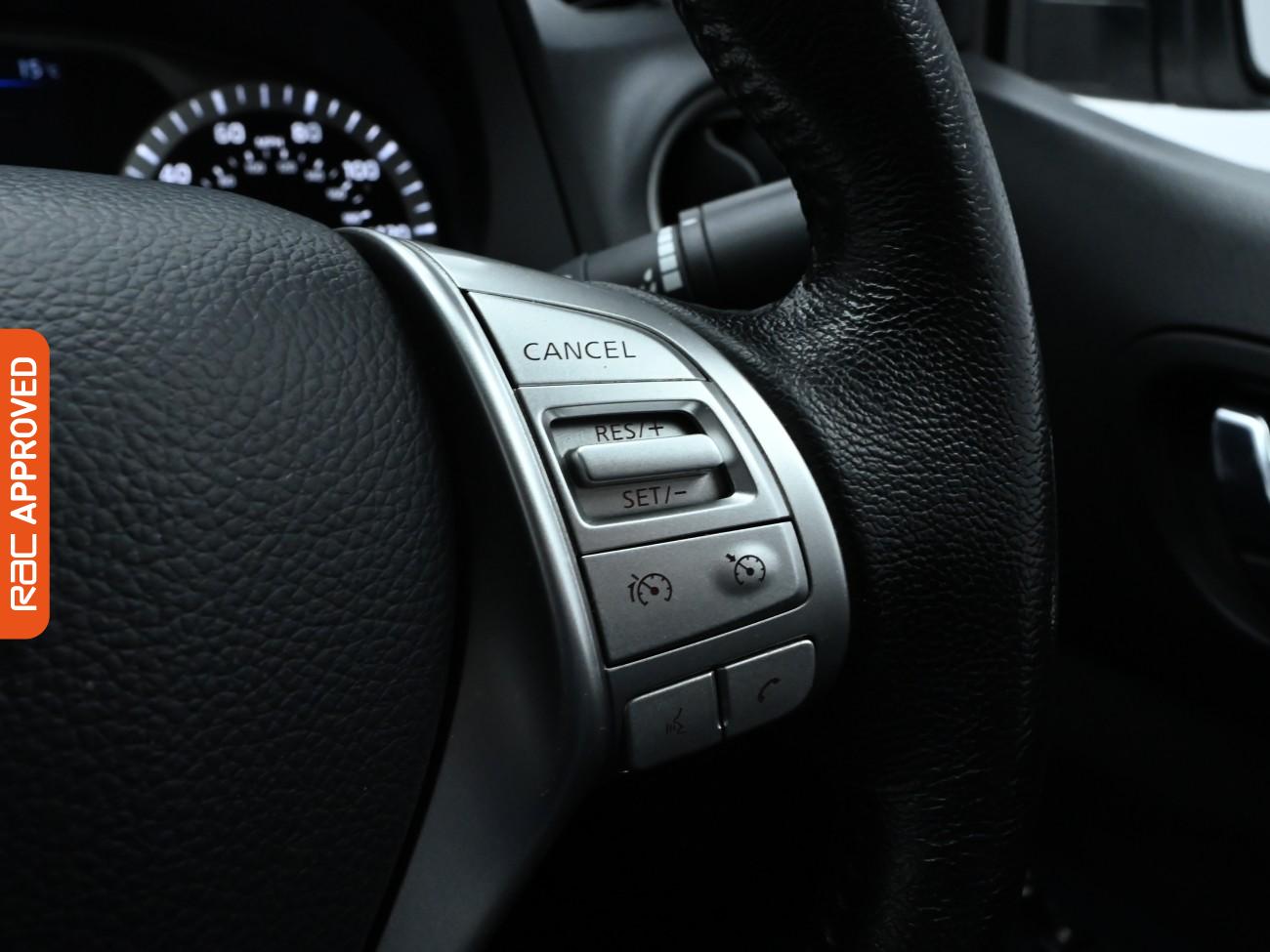 Used Nissan Navara 2021 for sale - 75924868: Photo 24