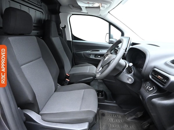 Used Vauxhall Combo 2023 for sale - 76274649: Photo 2