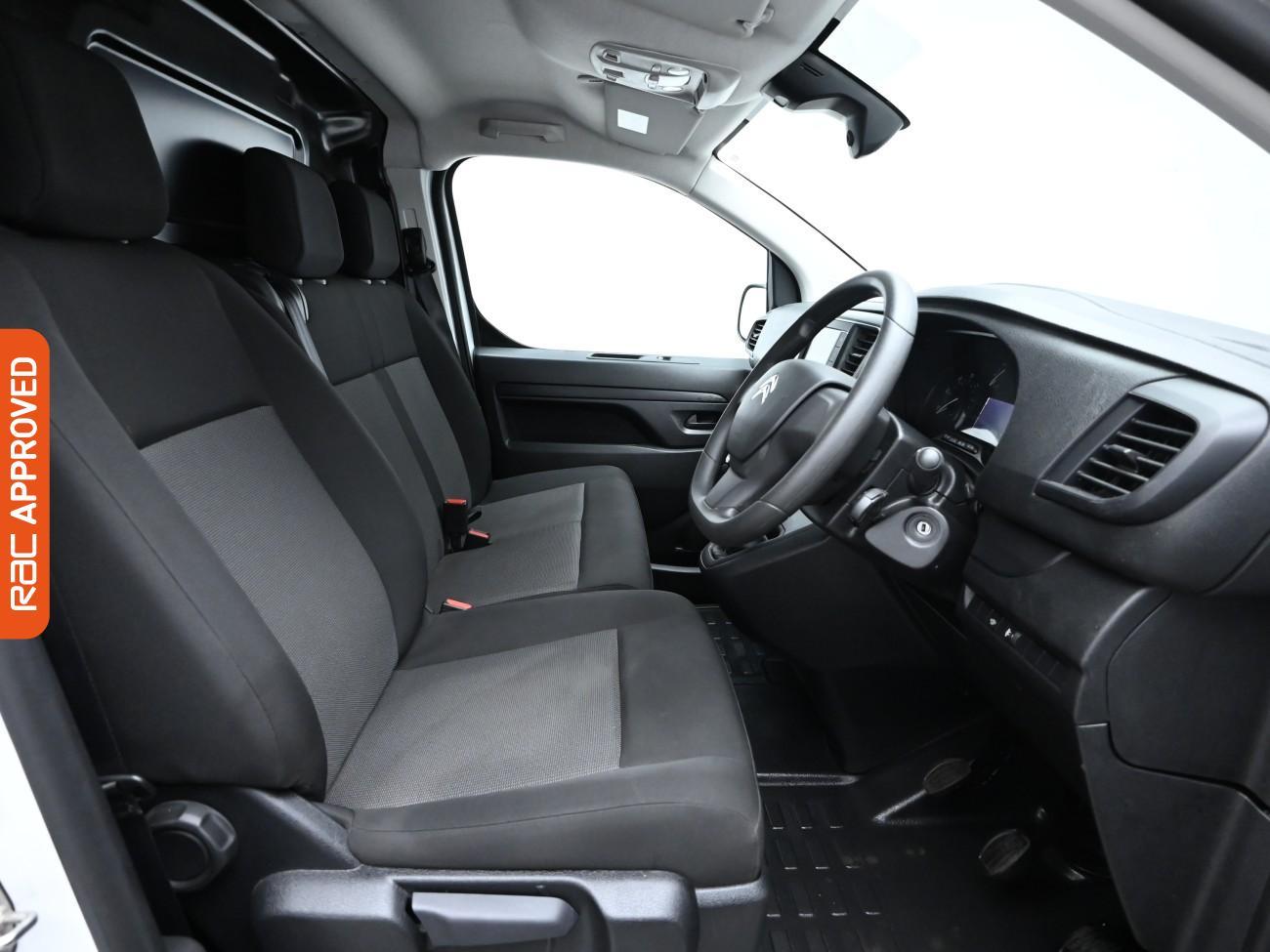 Used Citroen Dispatch 2023 for sale - 76697673: Photo 2