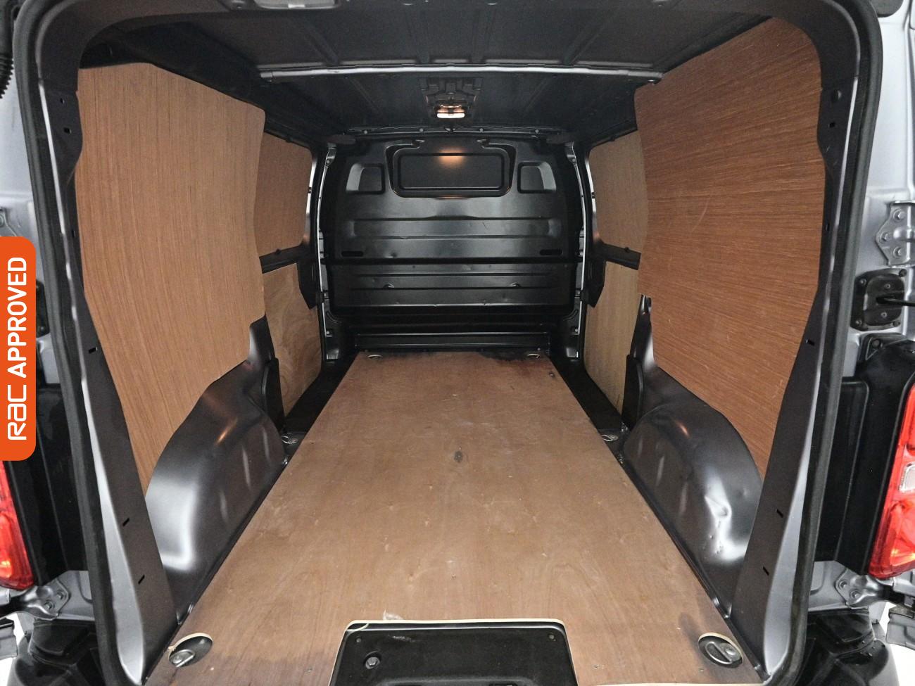 Used Vauxhall Vivaro 2022 for sale - 77555610: Photo 13