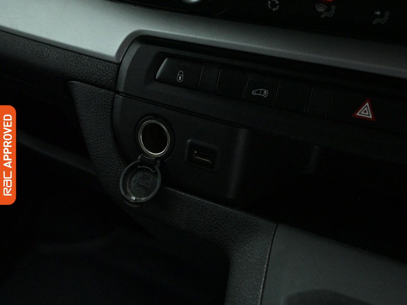 Used Vauxhall Vivaro 2022 for sale - 77555610: Photo 18