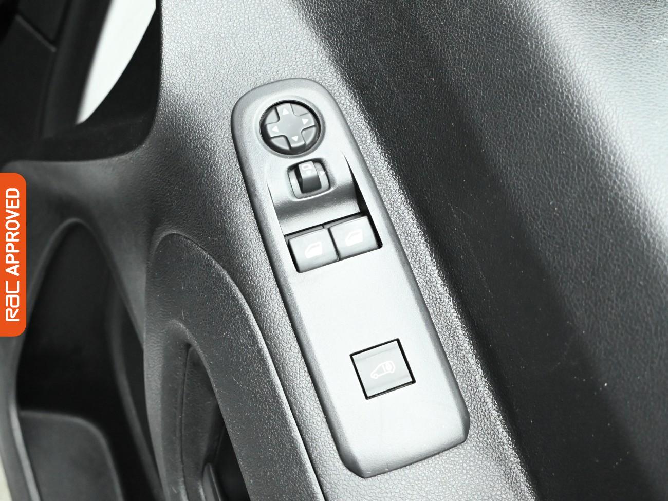 Used Peugeot Partner 2018 for sale - 77662881: Photo 18