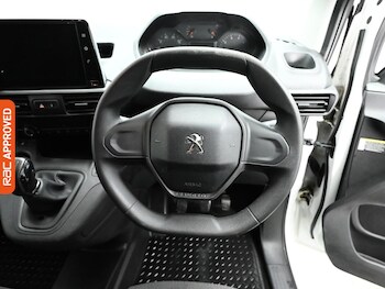 Used Peugeot Partner 2018 for sale - 77662881: Photo