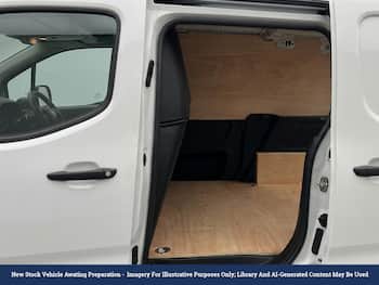 Used Citroen Berlingo 2023 for sale - 79746040: Photo