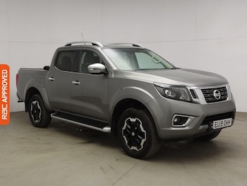 Used Nissan Navara 2019 for sale - 75440782: Photo