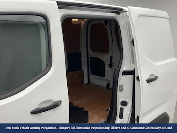 Used Toyota ProAce 2022 for sale - 79636938: Photo