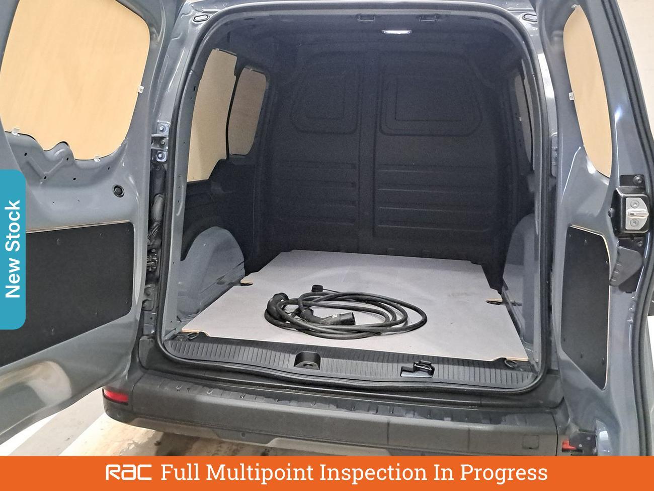 Used Renault Kangoo 2023 for sale - 76401663: Photo 4