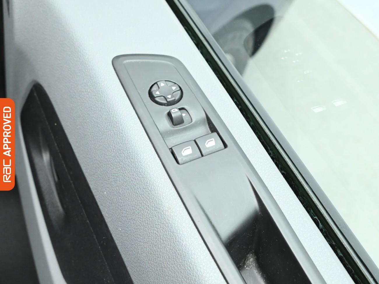 Used Vauxhall Vivaro Electric 2023 for sale - 76481065: Photo 23