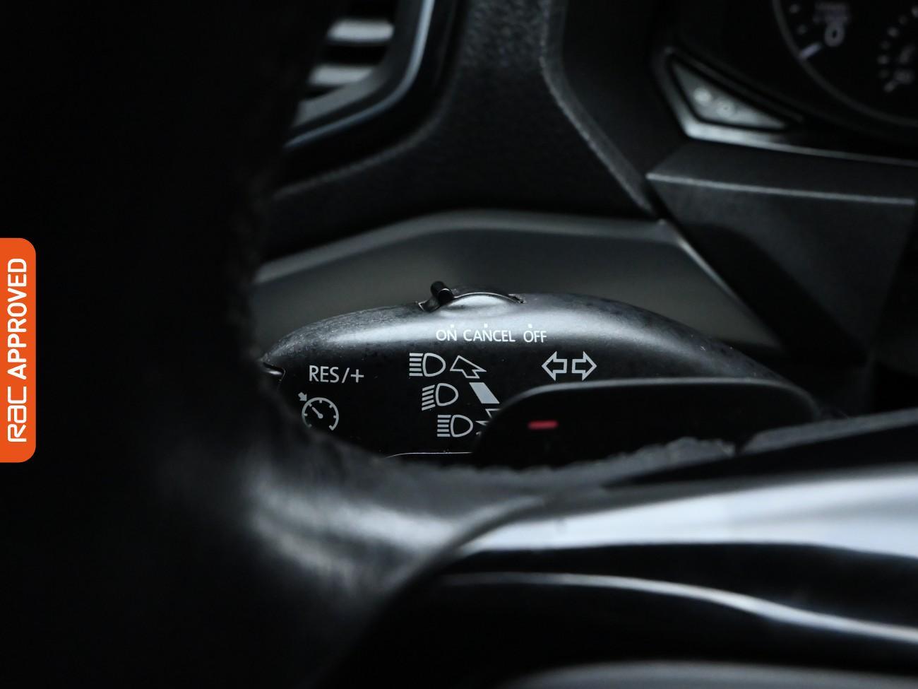 Used Volkswagen Amarok 2017 for sale - 76004905: Photo 14