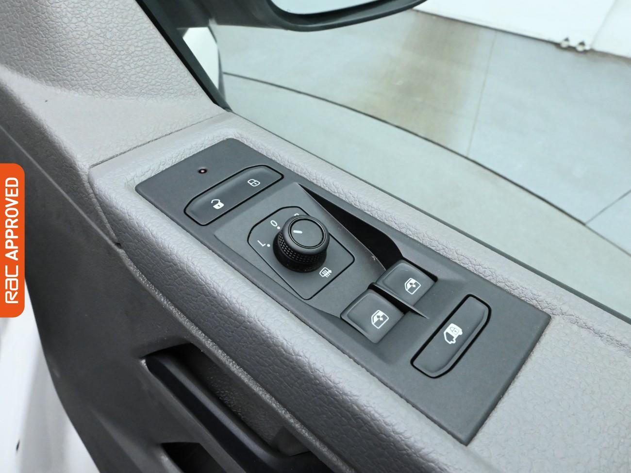 Used Volkswagen Transporter 2022 for sale - 76143838: Photo 24