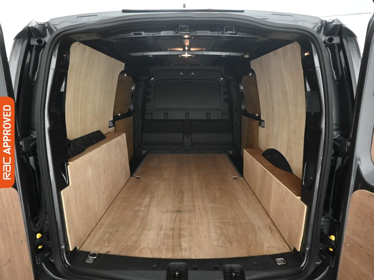 Used Volkswagen Caddy Maxi 2021 for sale - 76341236: Photo 13