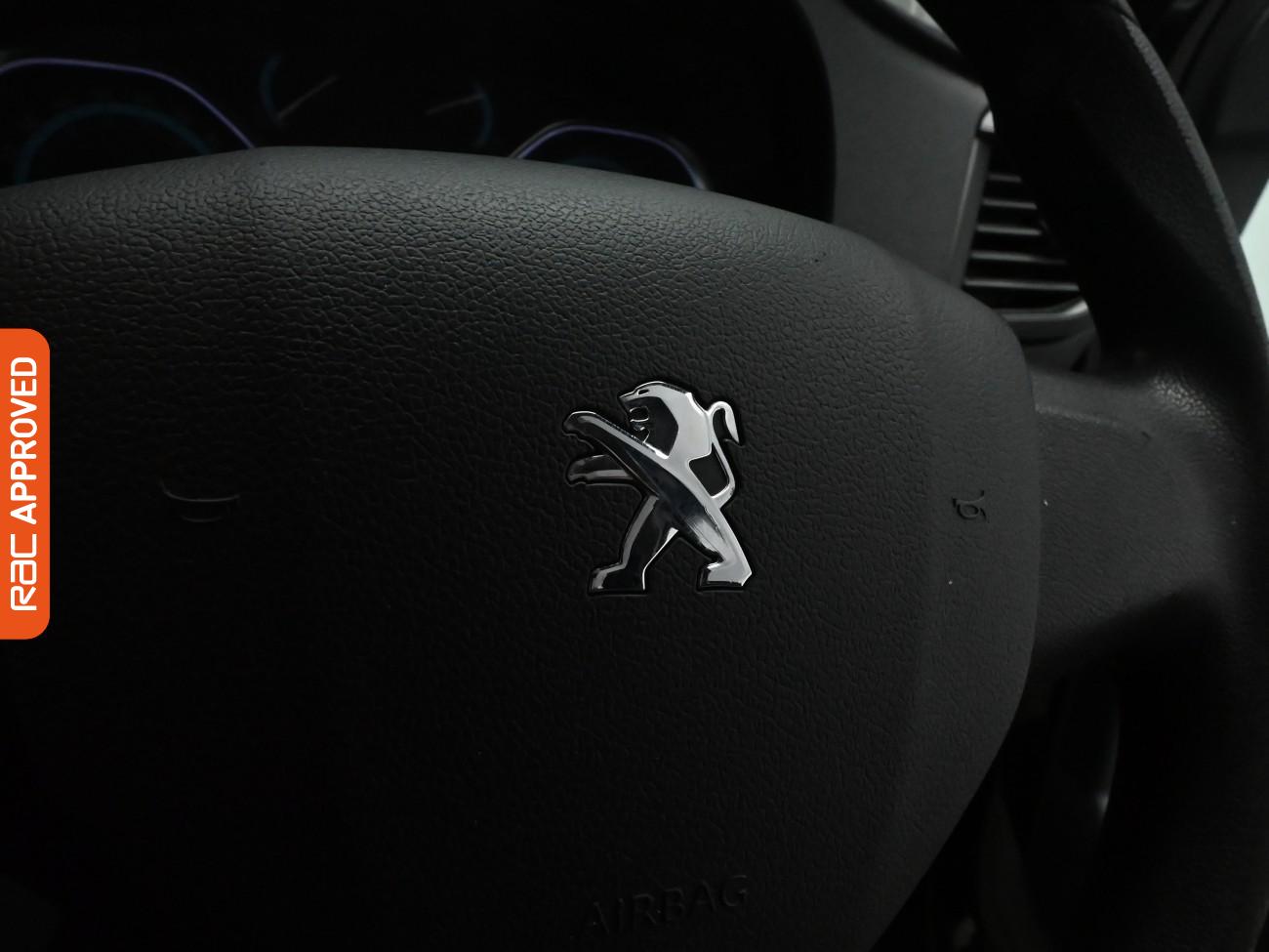 Used Peugeot e-Expert 2022 for sale - 76581658: Photo 24