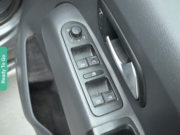Used Volkswagen Amarok 2014 for sale - 74536879: Photo 23