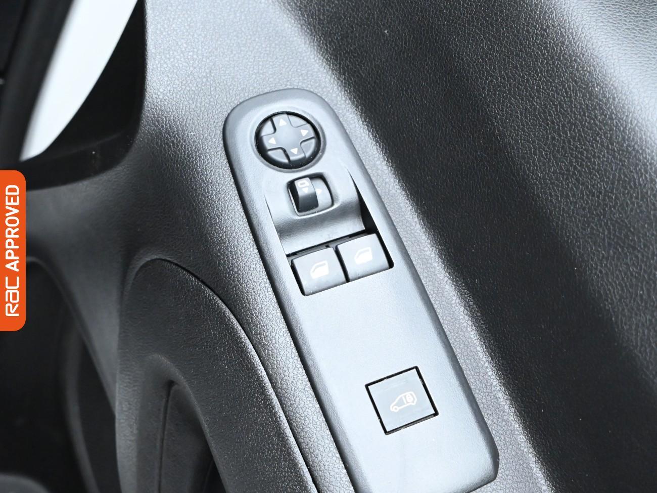 Used Vauxhall Combo 2020 for sale - 76088319: Photo 19