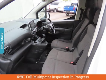 Used Vauxhall Combo 2020 for sale - 76088319: Photo 2