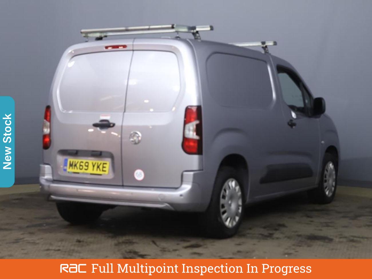 Used Vauxhall Combo 2020 for sale - 76723897: Photo 2