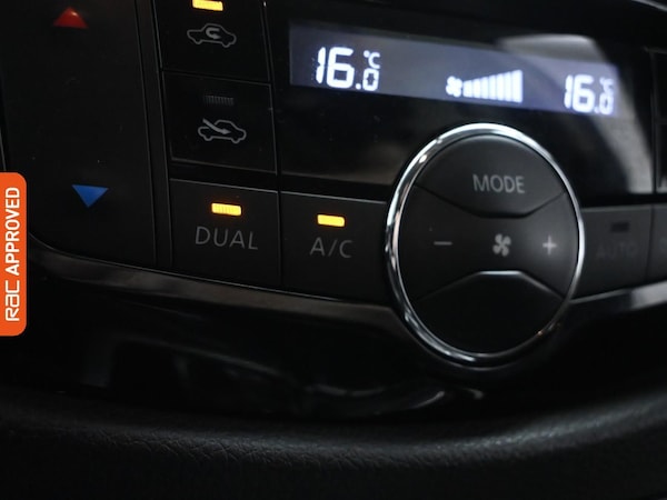 Used Nissan Navara 2020 for sale - 75156713: Photo 21