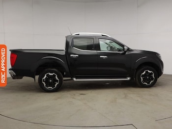 Used Nissan Navara 2020 for sale - 75156713: Photo