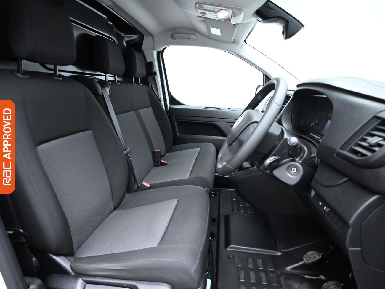 Used Vauxhall Vivaro 2023 for sale - 76697641: Photo 2