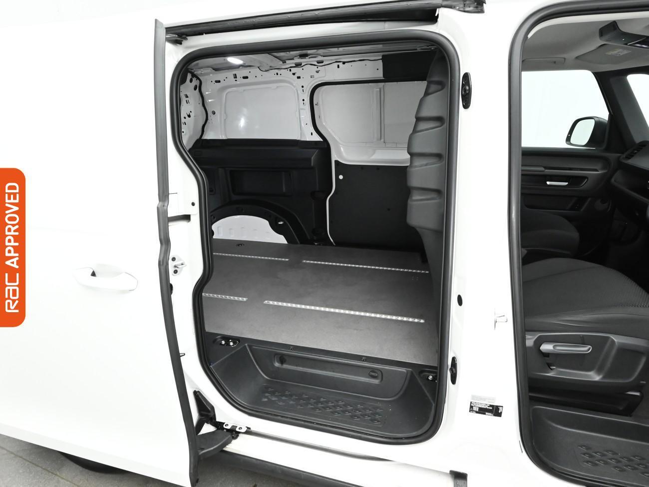 Used Volkswagen ID. Buzz Cargo 2024 for sale - 76649215: Photo 14