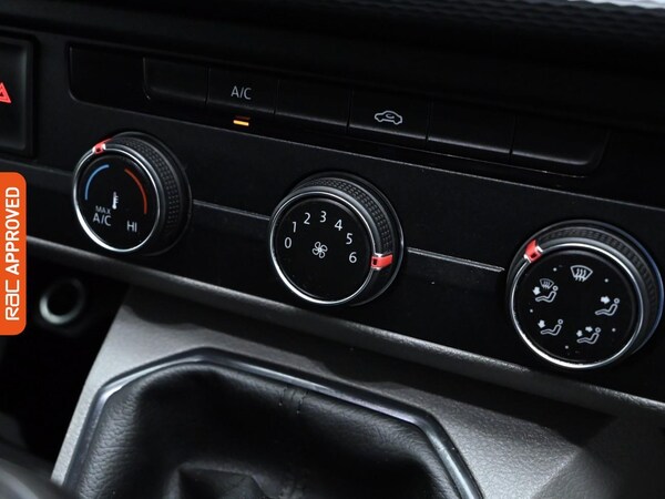 Used Volkswagen Transporter 2021 for sale - 76280770: Photo 15