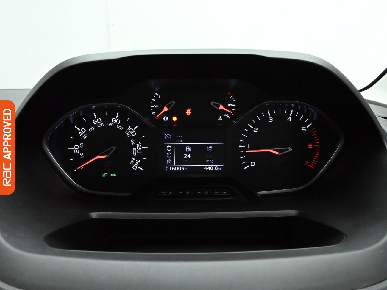 Used Peugeot Partner 2022 for sale - 76373938: Photo 11