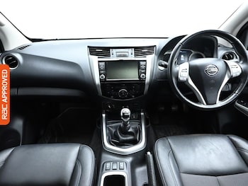 Used Nissan Navara 2020 for sale - 75356529: Photo