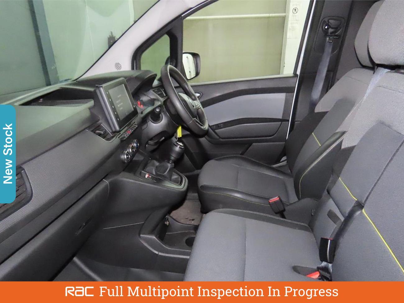 Used Renault Kangoo 2024 for sale - 76143834: Photo 2