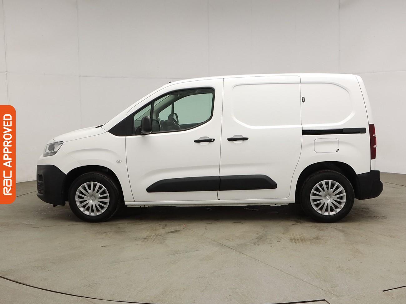 Vehicle 29