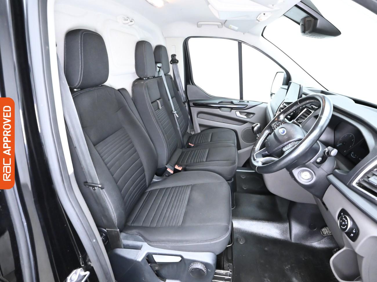 Used Ford Transit Custom 2020 for sale - 76890135: Photo 2