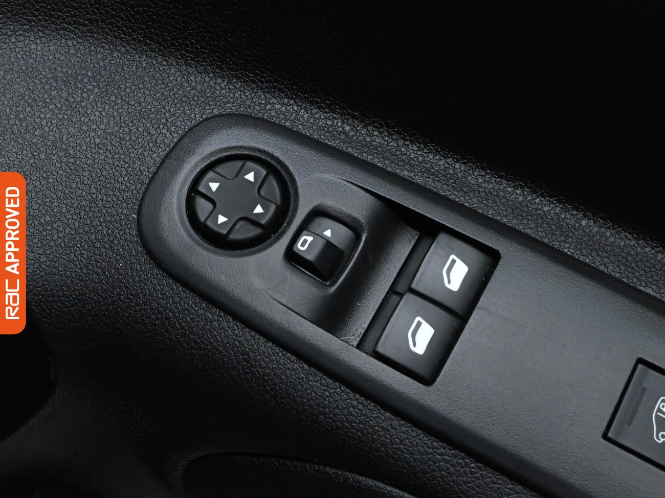 Used Vauxhall Combo 2019 for sale - 75407836: Photo 22