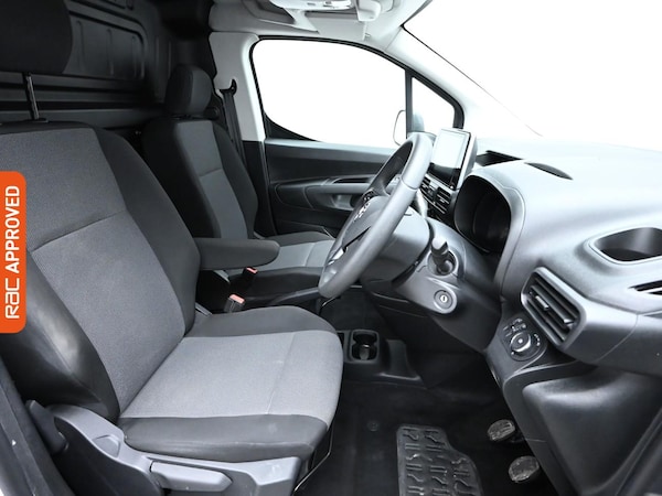 Used Vauxhall Combo 2019 for sale - 75407836: Photo 2