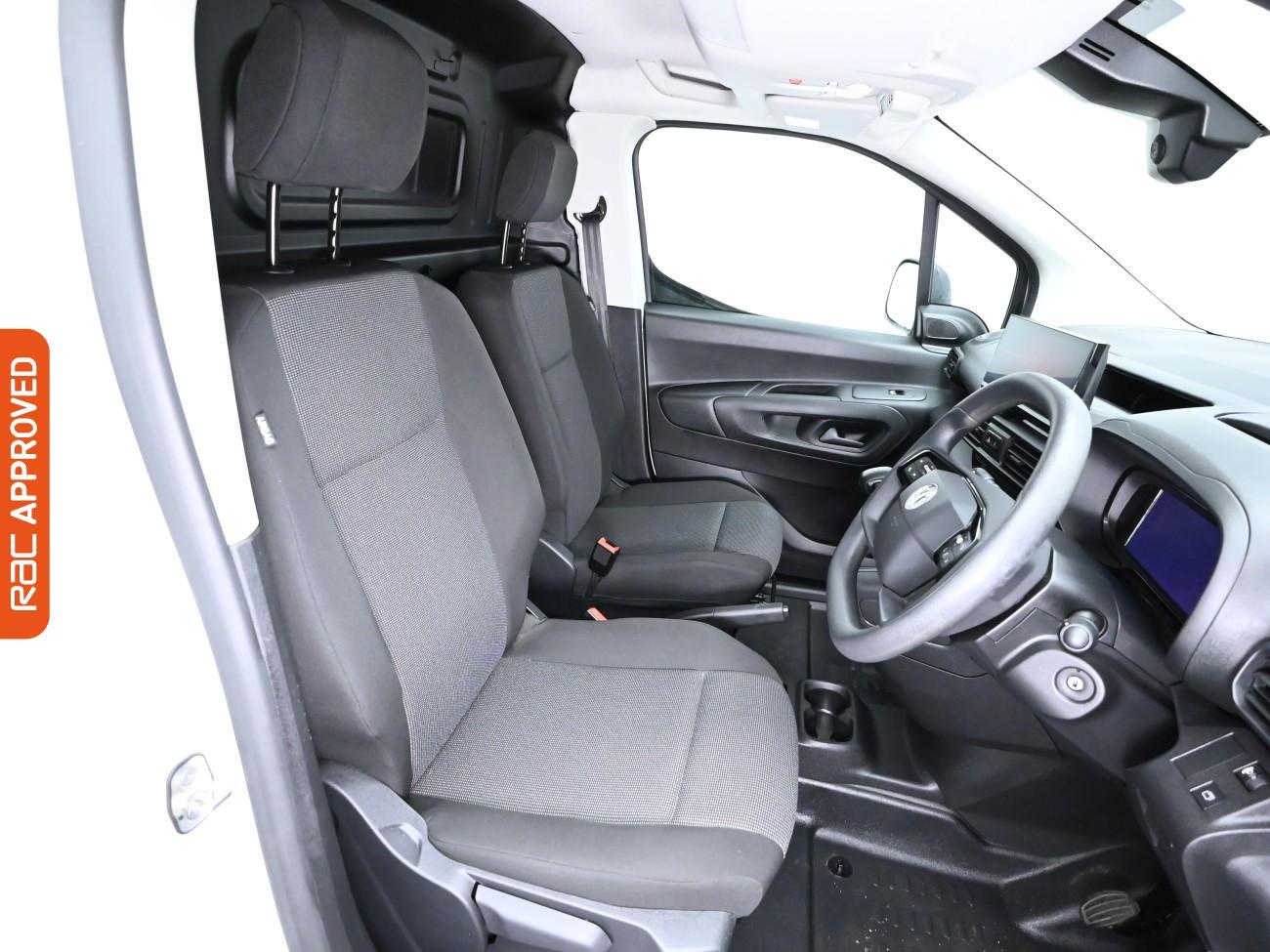 Used Vauxhall Combo 2024 for sale - 76697642: Photo 2